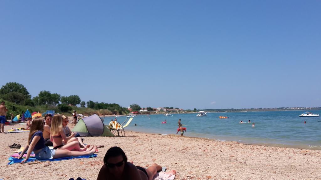 Apartman Nin-Dodo Esterno foto