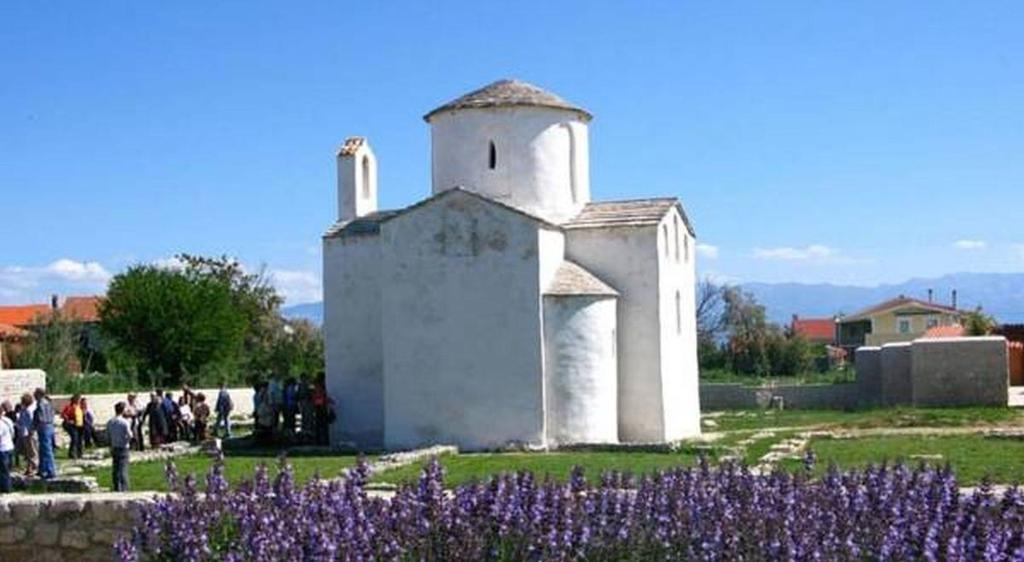 Apartman Nin-Dodo Esterno foto