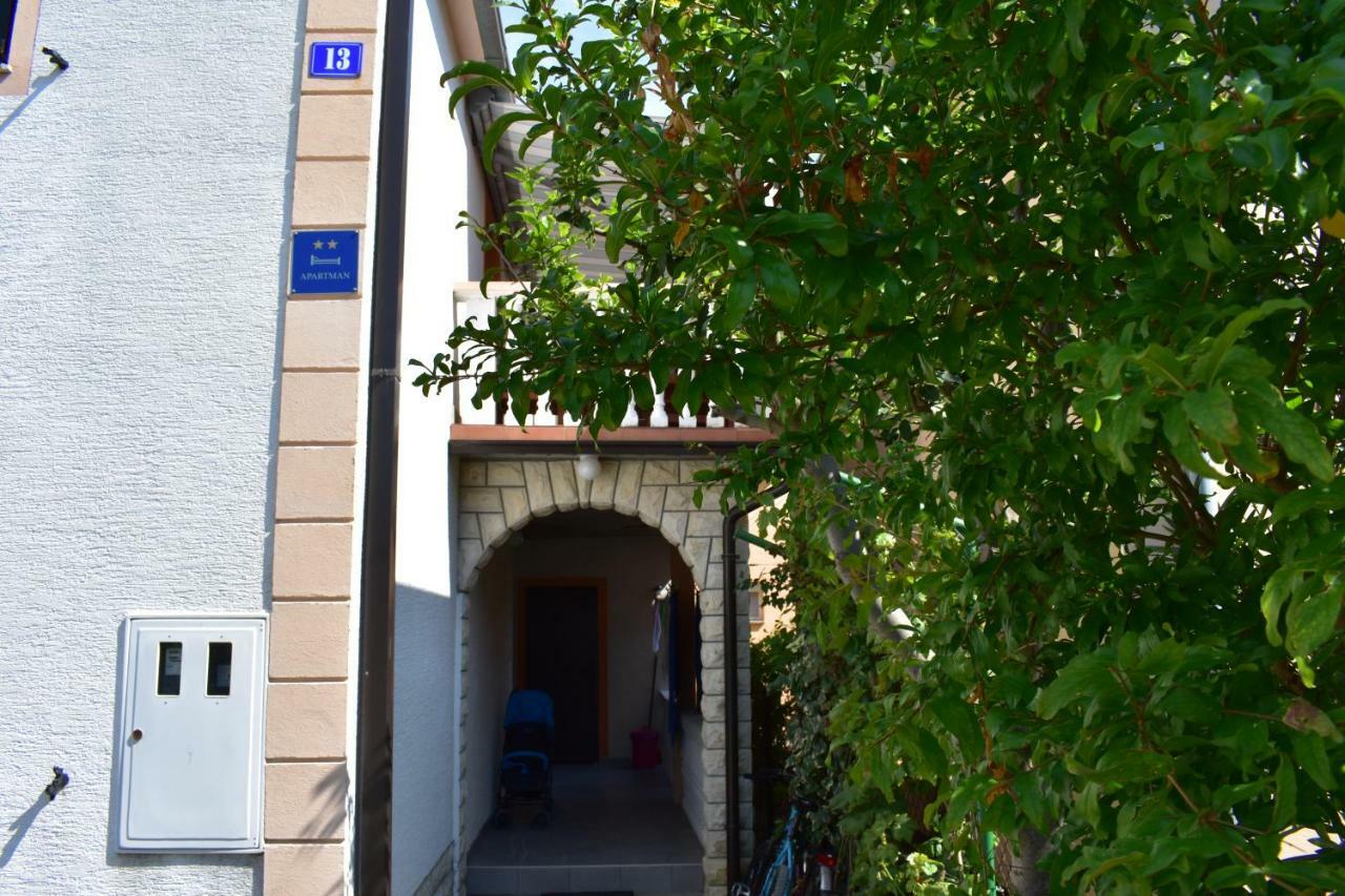 Apartman Nin-Dodo Esterno foto