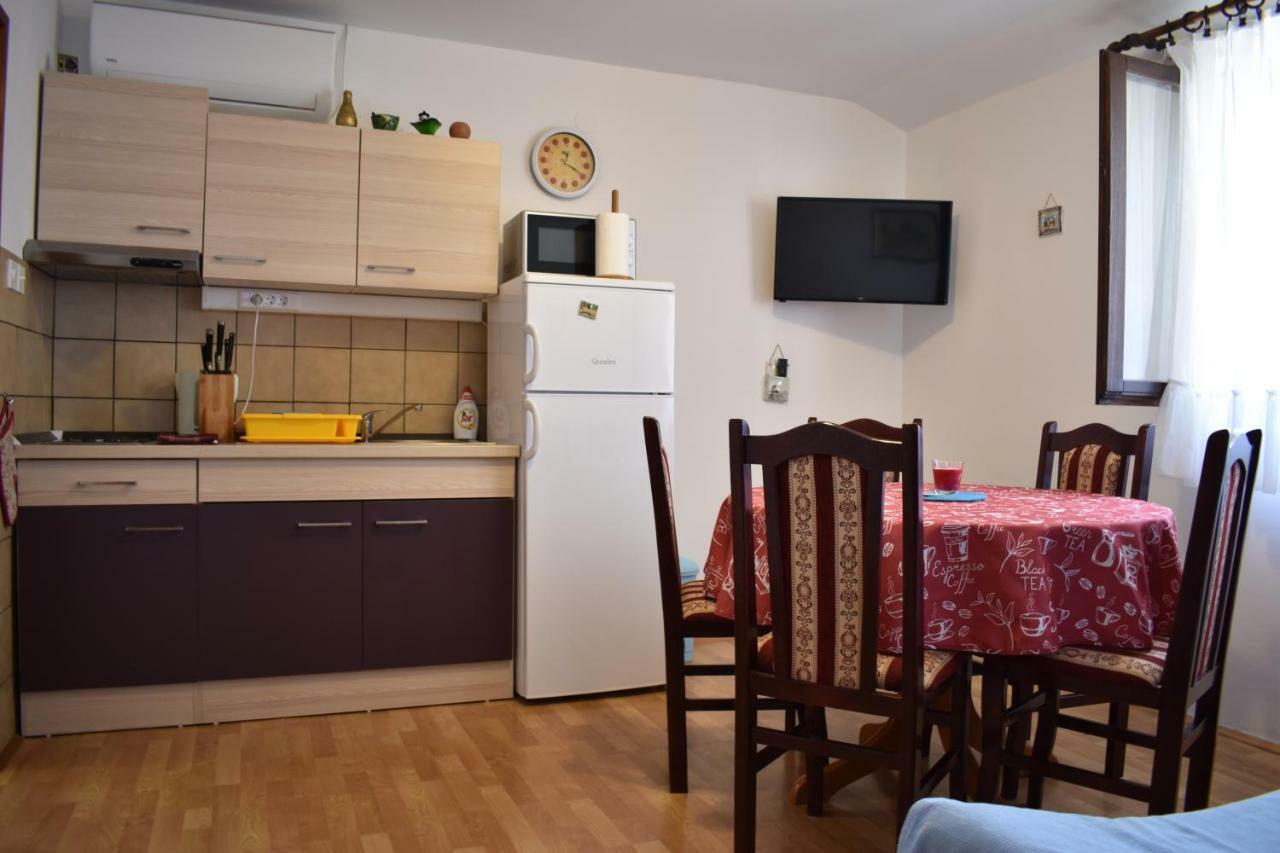 Apartman Nin-Dodo Esterno foto