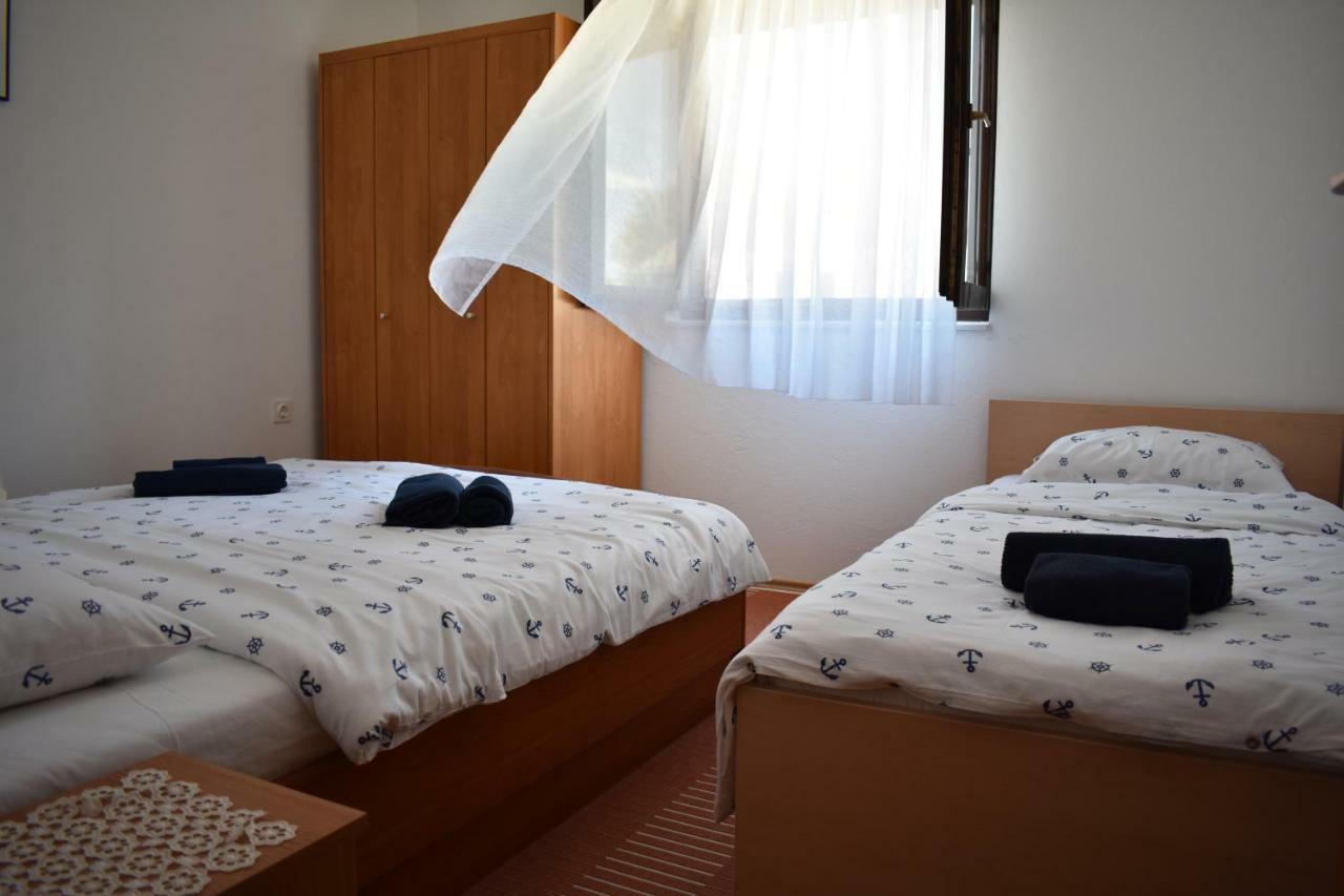 Apartman Nin-Dodo Esterno foto