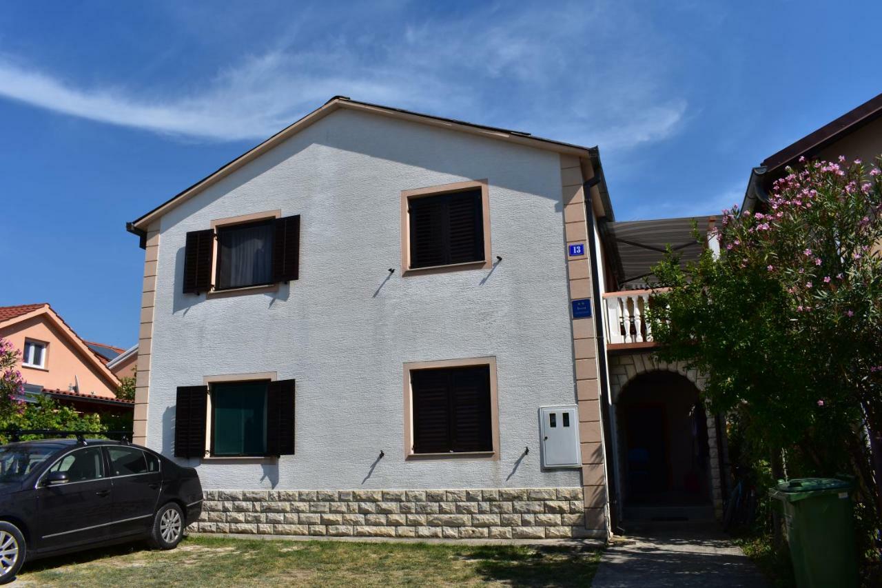Apartman Nin-Dodo Esterno foto