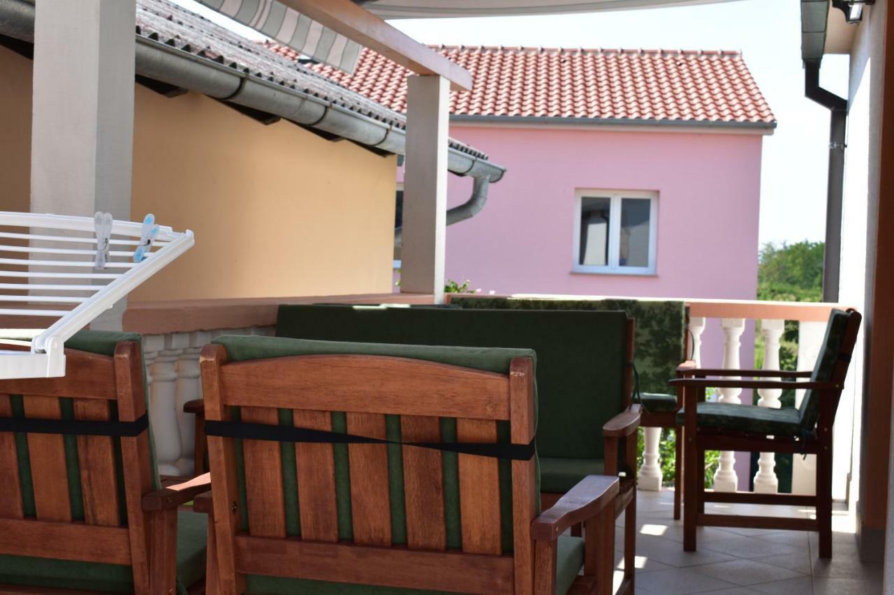 Apartman Nin-Dodo Esterno foto
