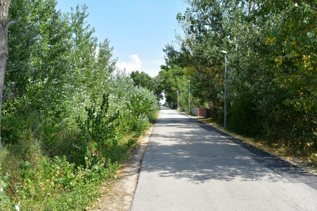 Apartman Nin-Dodo Esterno foto